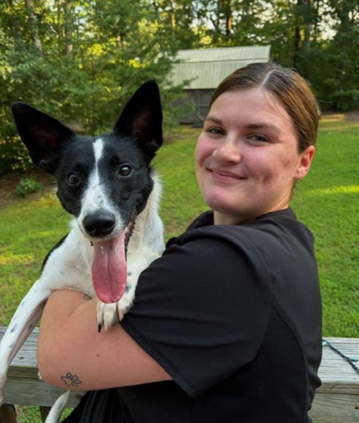 Portrait of Courtney - Receptionist/Vet Tech Assistant